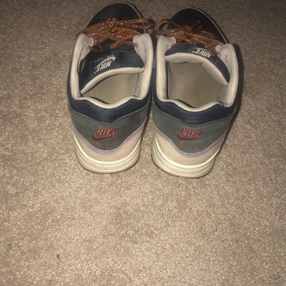 Nike AirMax - Picture 3 of 3